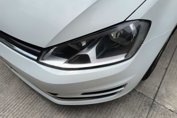 Volkswagen Golf 2016 car image #23