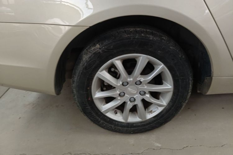 GEELY Emgrand 2020 #10 GEELY Emgrand 2020 car image #10