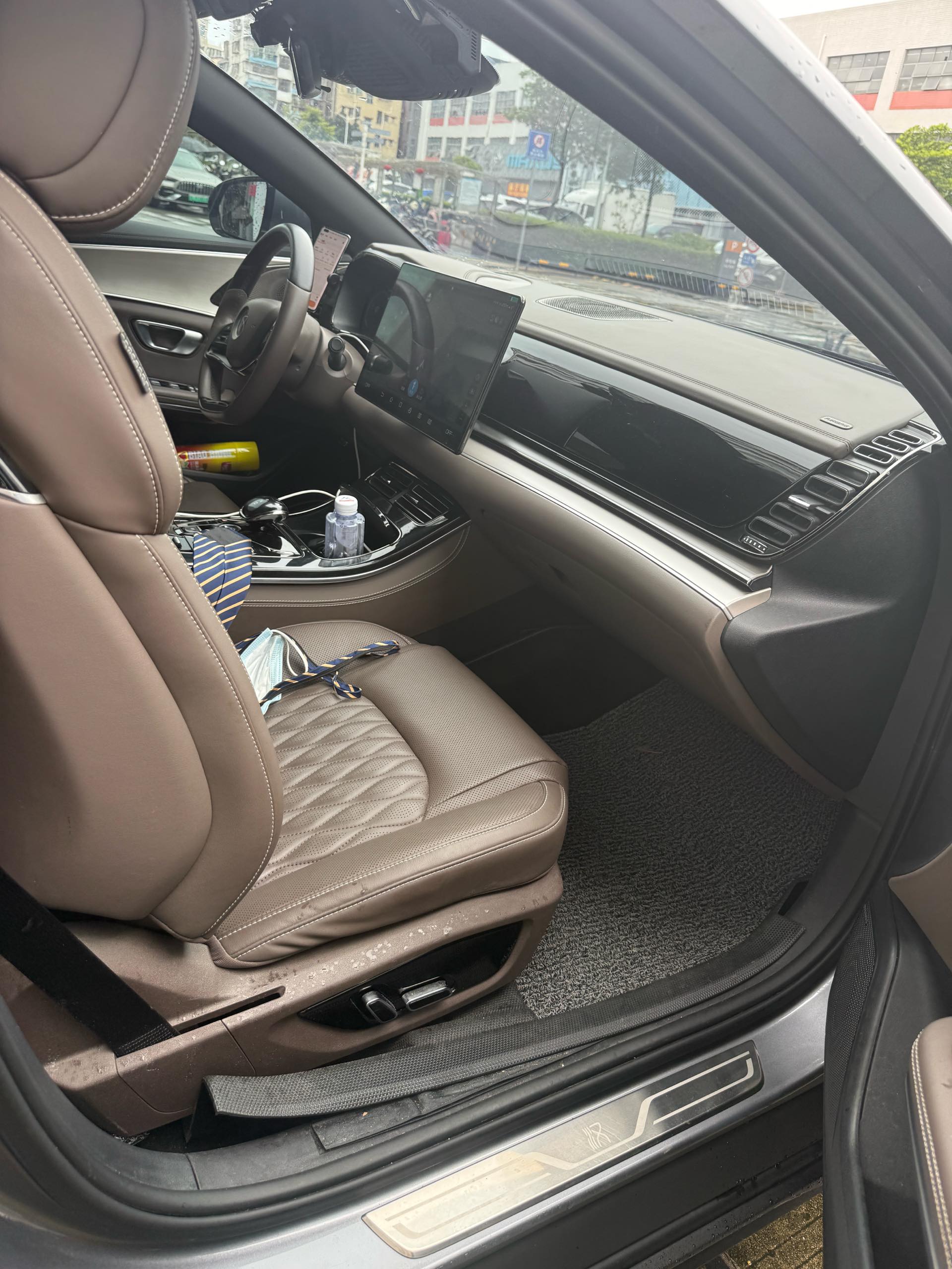BYD Han 2024 car image #8