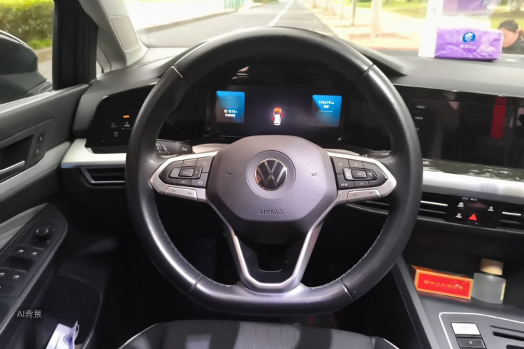 Volkswagen Golf 2021 car image #12