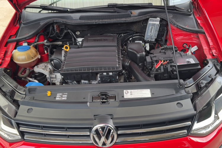 Volkswagen Polo 2018 car image #26