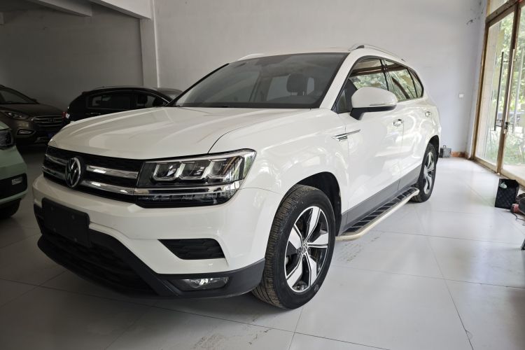 Volkswagen Tharu 2022 car image #2