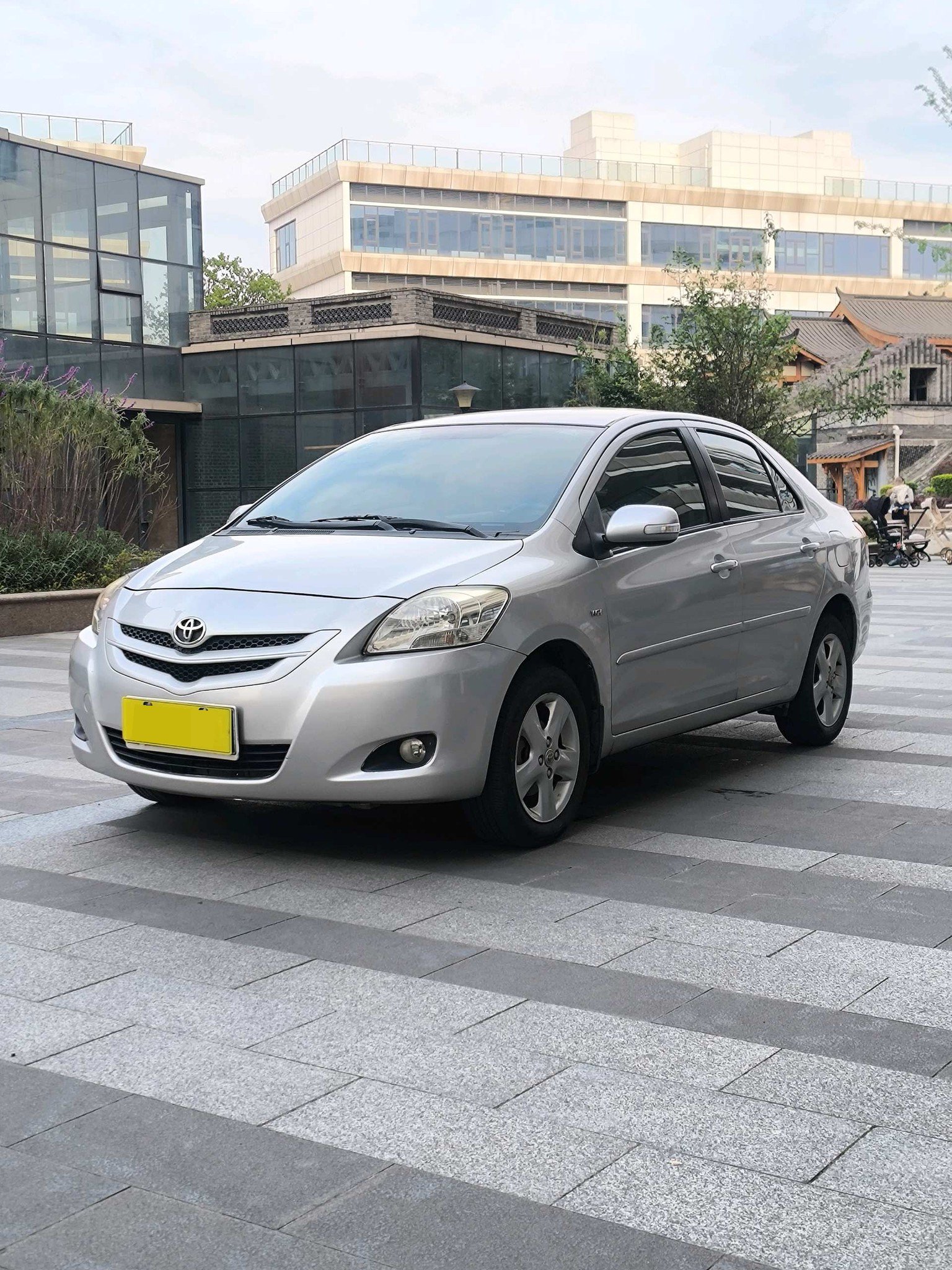 Toyota Vios 2010 Toyota Vios 2010 car image