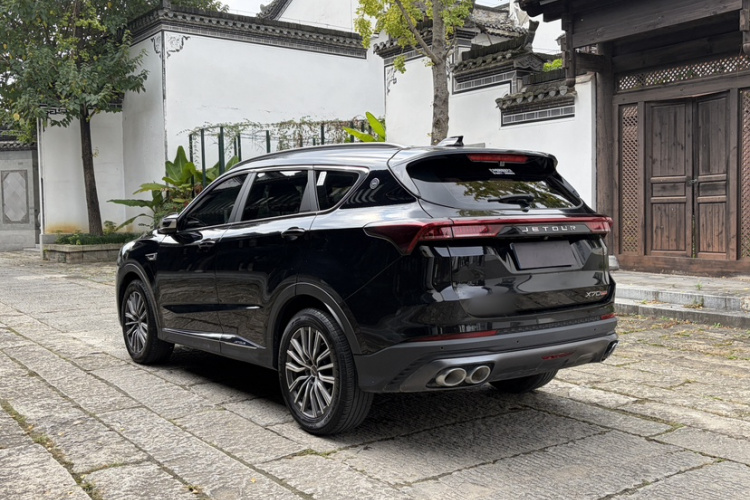 Jetour X70 PLUS 2024 immagine di auto #6