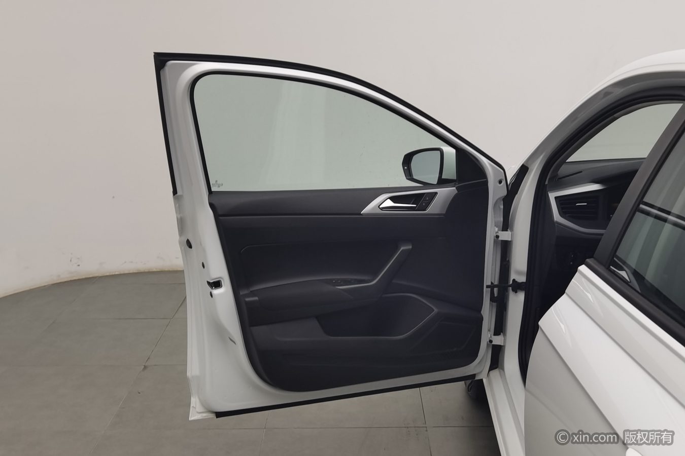Volkswagen Polo 2023 car image #8