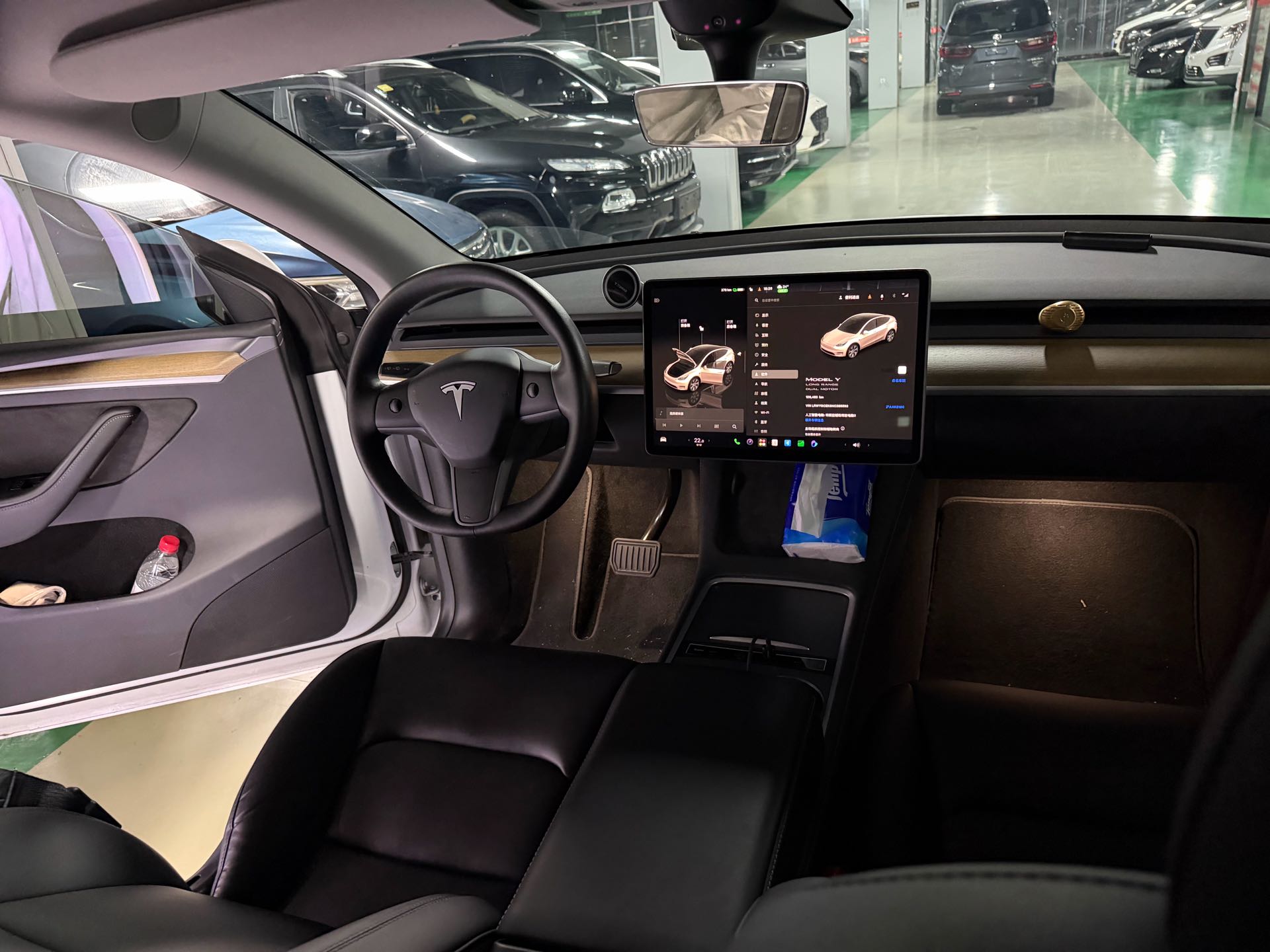 Tesla Model Y 2022 #9 Tesla Model Y 2022 car image #9