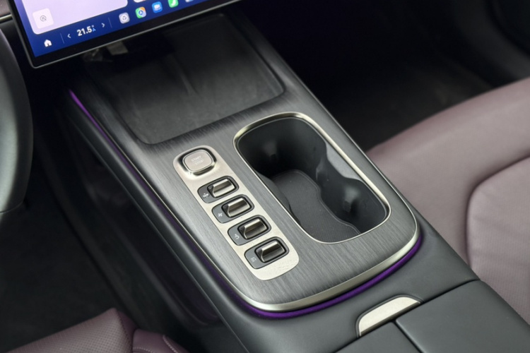 MI SU7 2024 car image #22