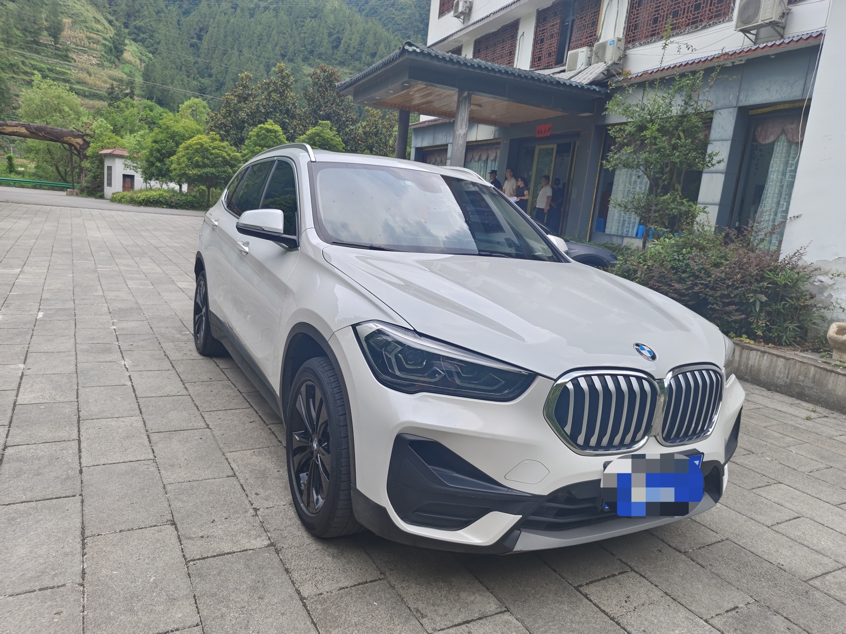 BMW X1 2021 car image #2