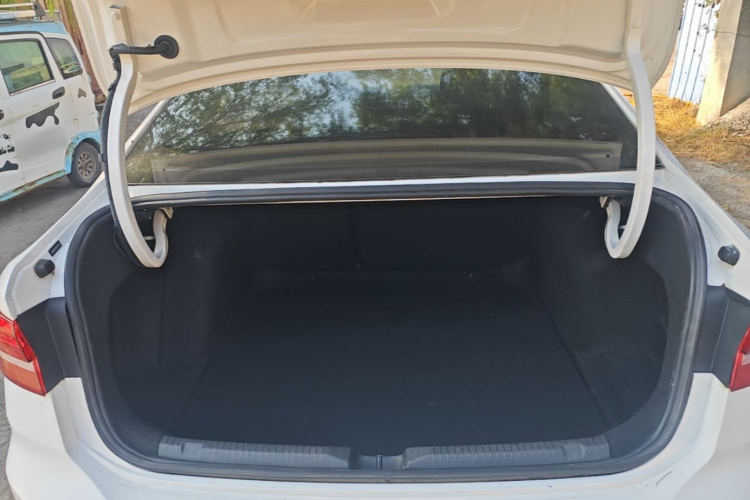 Volkswagen Lavida 2019 #19 Volkswagen Lavida 2019 car image #19