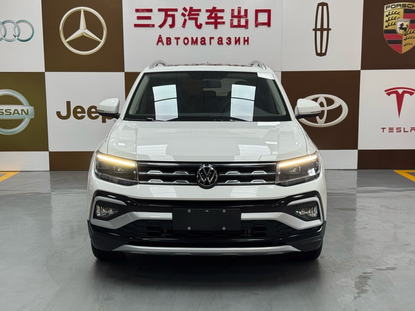 Volkswagen T-Cross 2022 car image #2