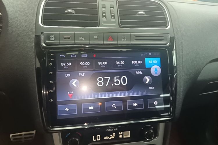 Volkswagen Polo 2019 #13 Volkswagen Polo 2019 car image #13