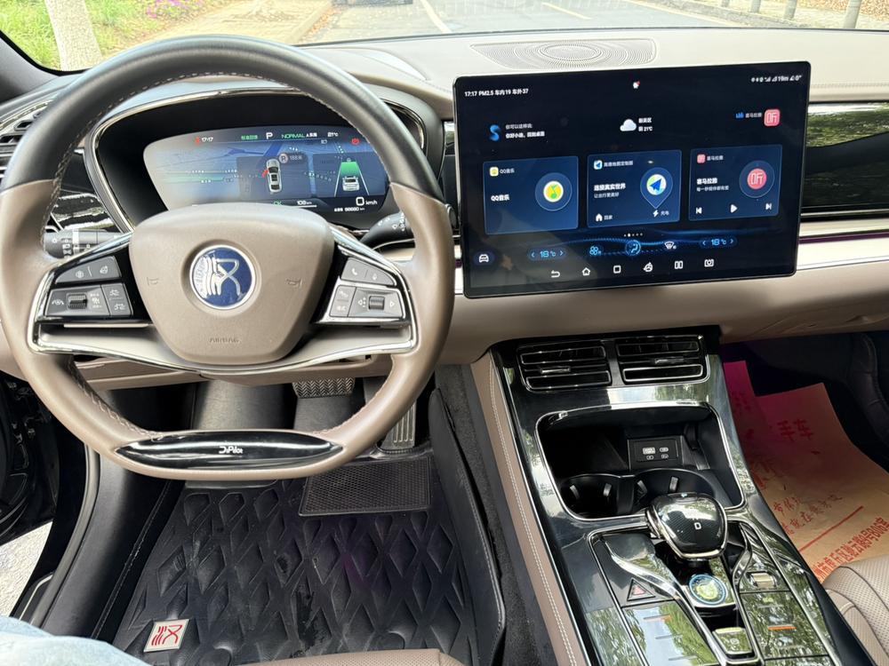 BYD Han 2023 immagine di auto #7