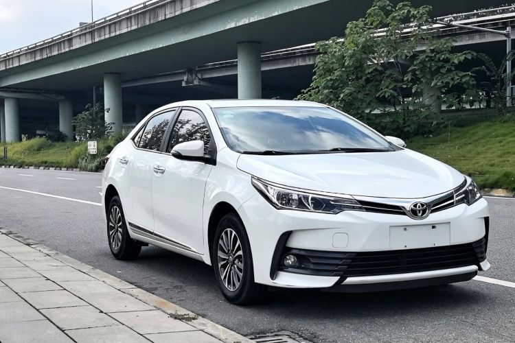Toyota Corolla 2018 car image #5