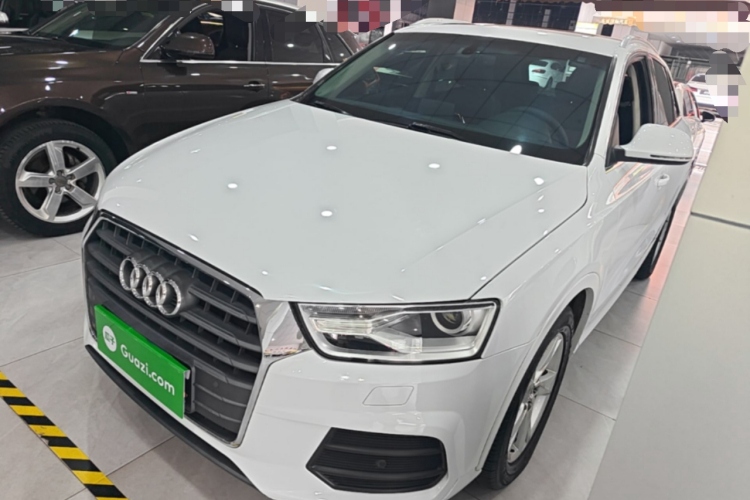 Audi Q3 2018 #2 Audi Q3 2018 car image #2
