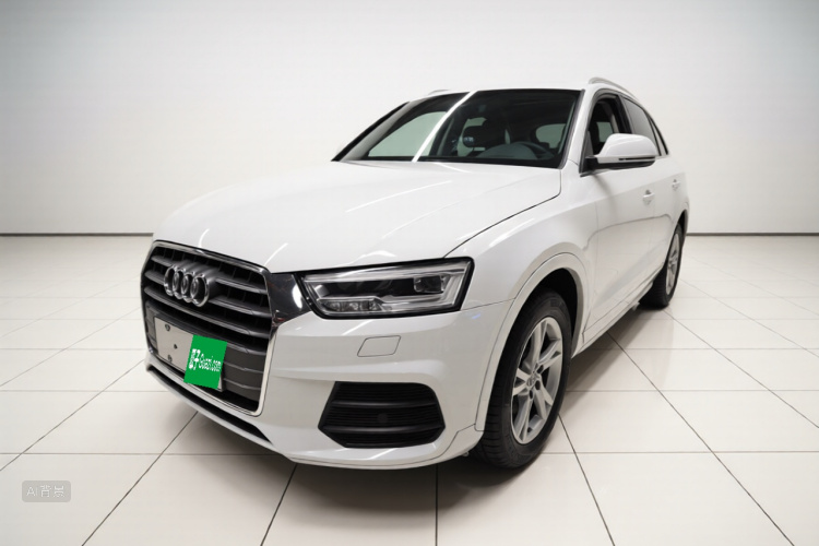 Audi Q3 2018 car image #2