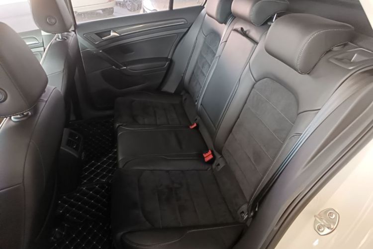 Volkswagen Golf 2019 #17 Volkswagen Golf 2019 car image #17