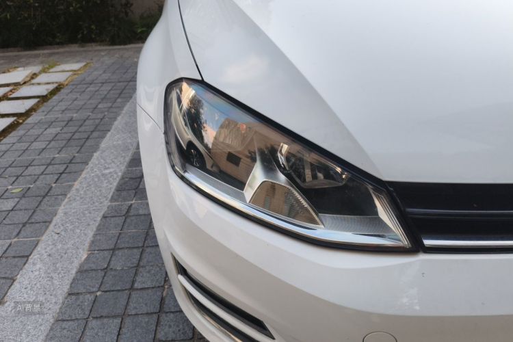 Volkswagen Golf 2015 car image #8