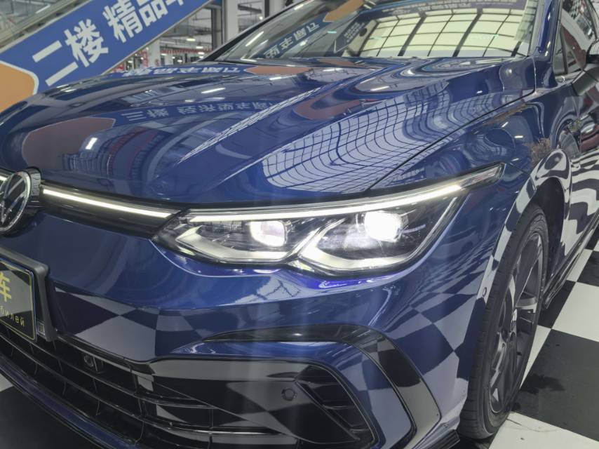 Volkswagen Golf 2021 car image #12