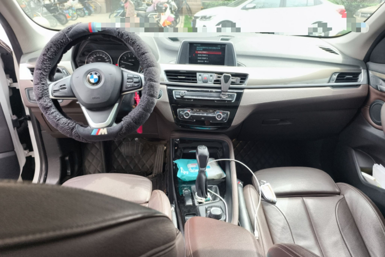 BMW X1 2018 #12 BMW X1 2018 car image #12