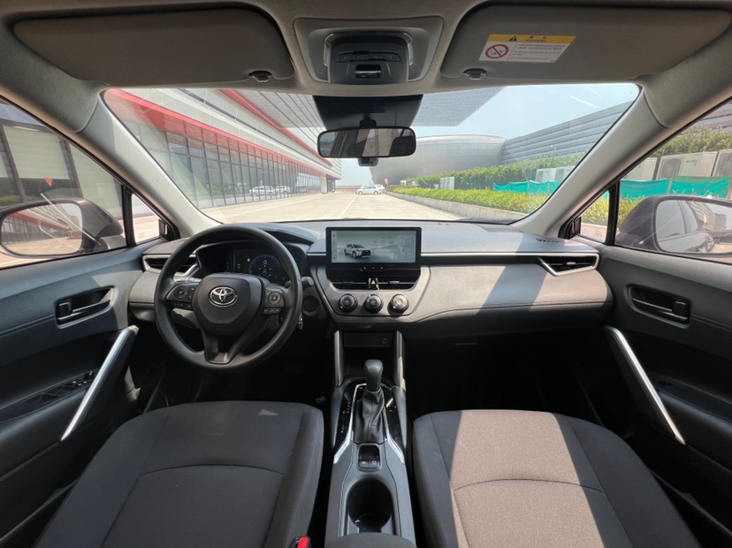 Toyota Corolla Cross 2024 car image #8