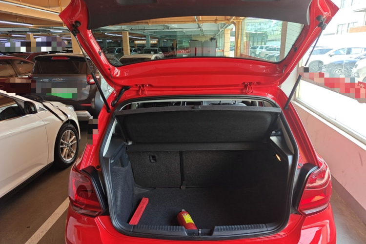 Volkswagen Polo 2017 #19 Volkswagen Polo 2017 car image #19