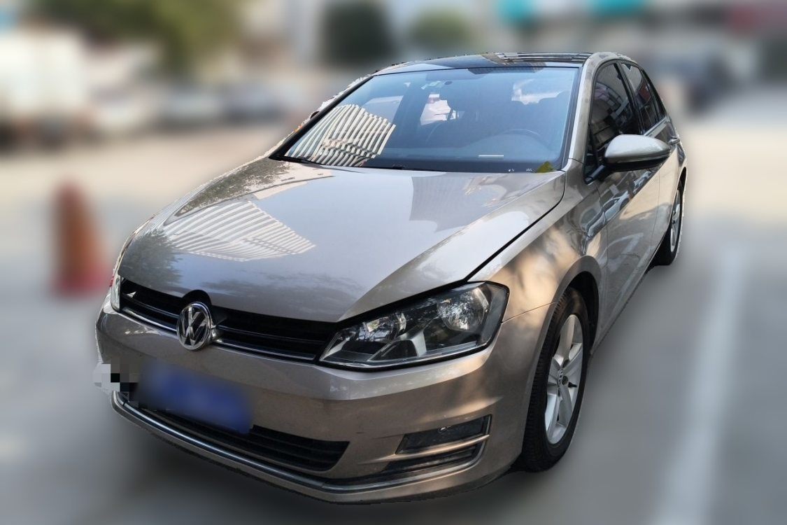 Volkswagen Golf 2015 Volkswagen Golf 2015 صورة سيارة