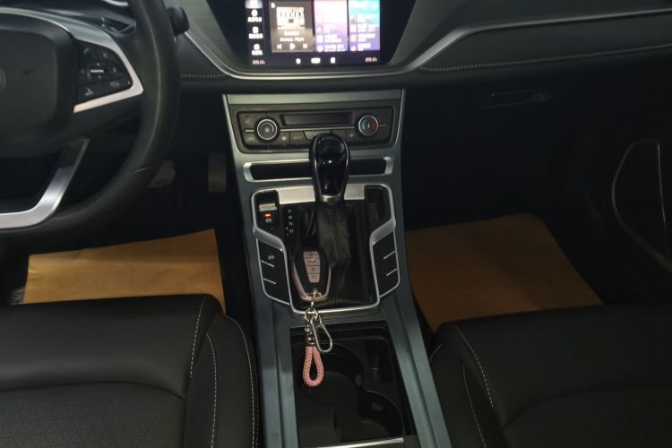 GEELY Emgrand 2021 изображение автомобиля #14