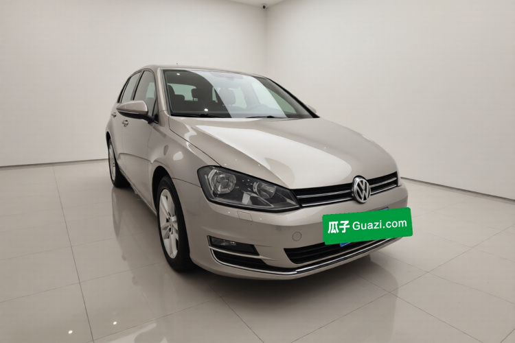 Volkswagen Golf 2017 car image #4