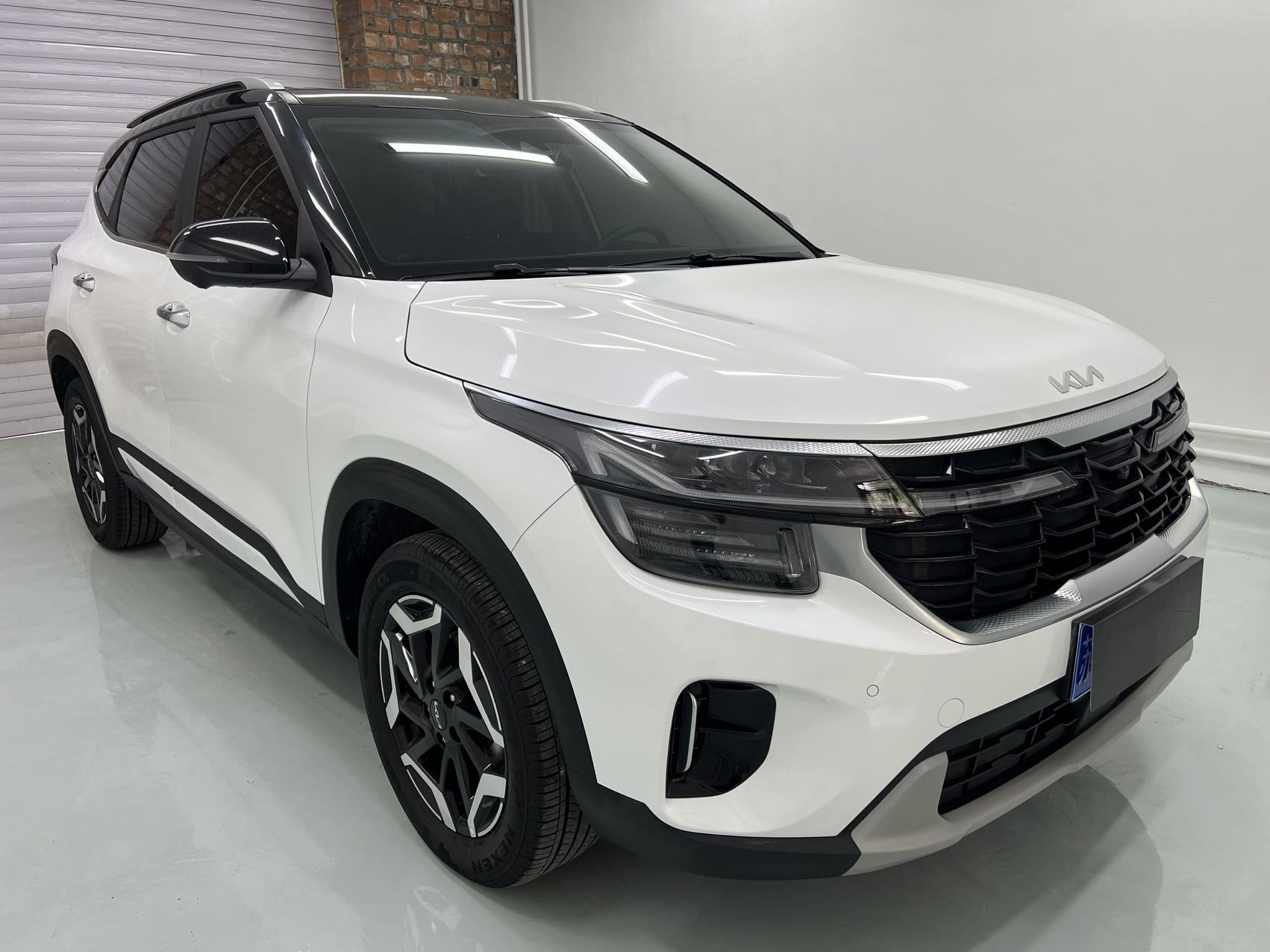 Kia Seltos 2023 immagine di auto #3