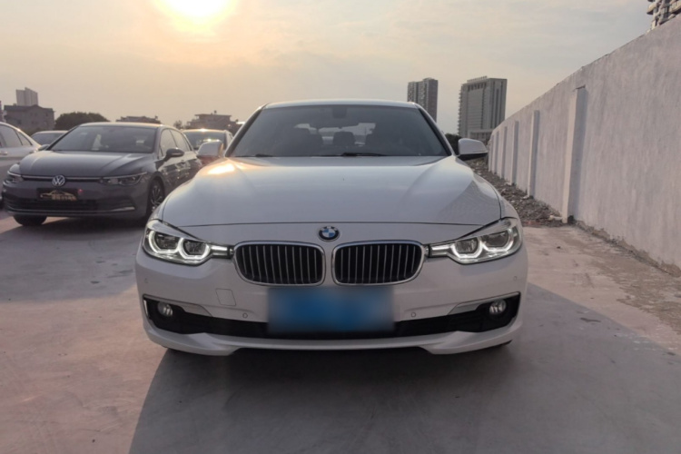 BMW 3 Series 2017 car image #3