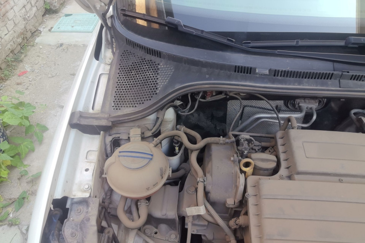 Volkswagen Santana 2018 car image #26