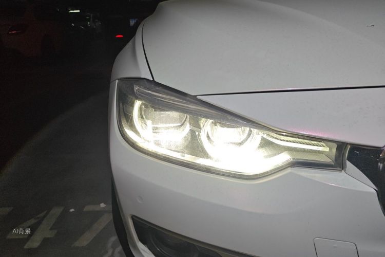 BMW 3 Series 2018 car image #8