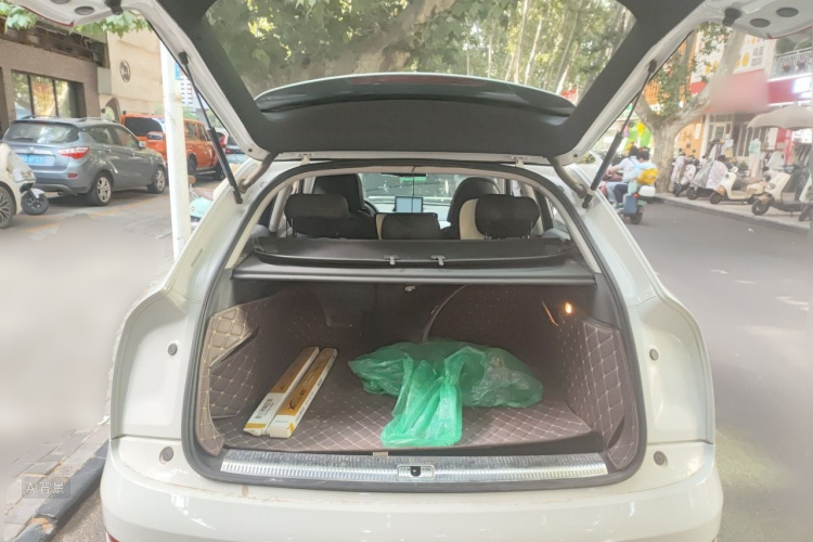 Audi Q3 2016 #21 Audi Q3 2016 car image #21