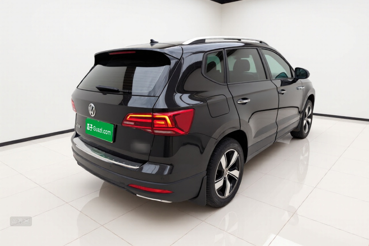Volkswagen Tharu 2020 car image #7