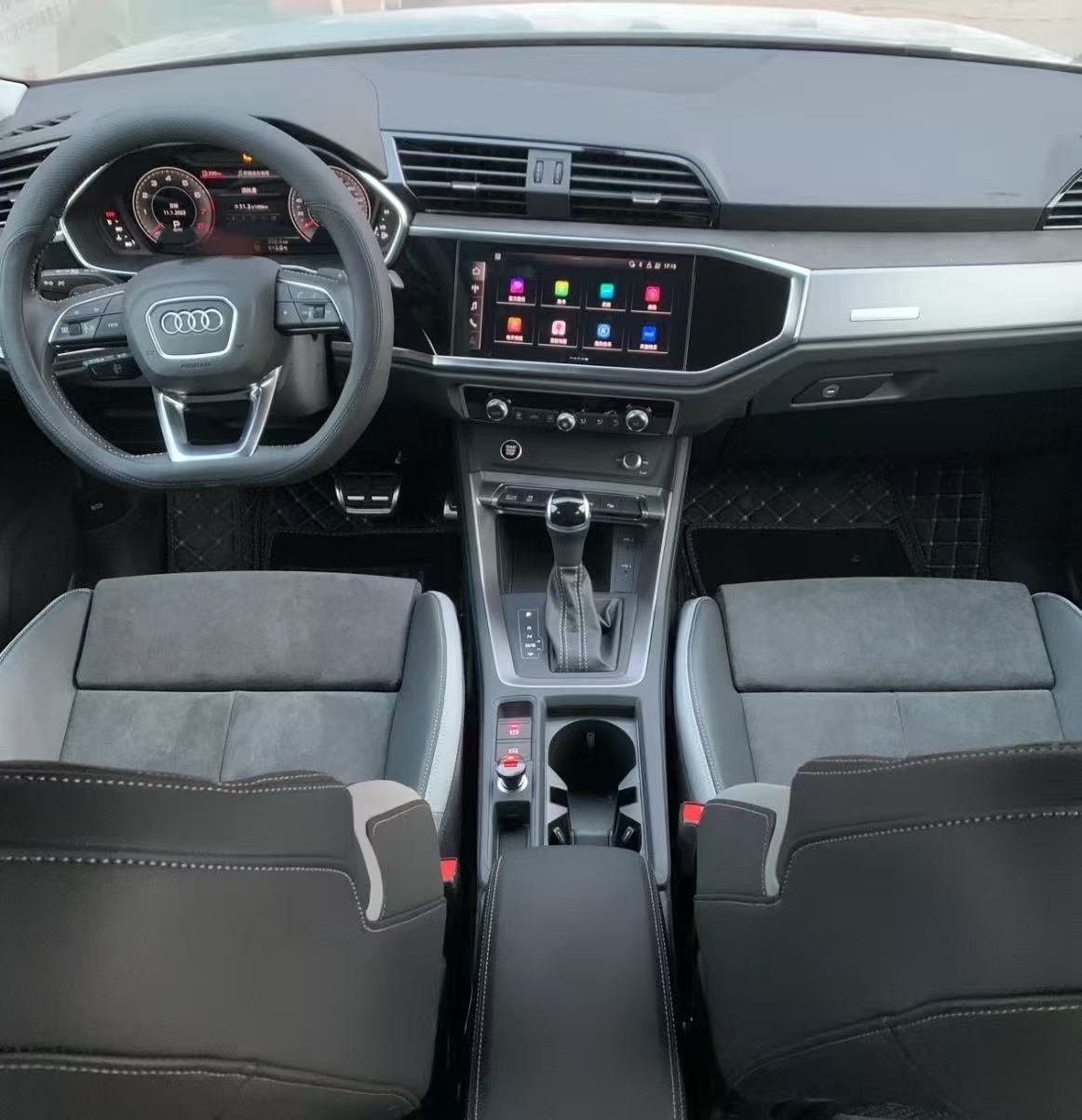 Audi Q3 2022 car image #3