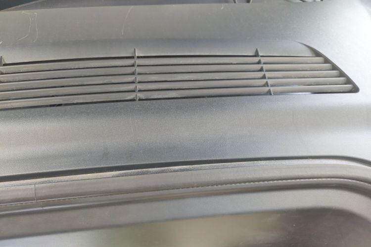 Tesla Model Y 2024 immagine di auto #25