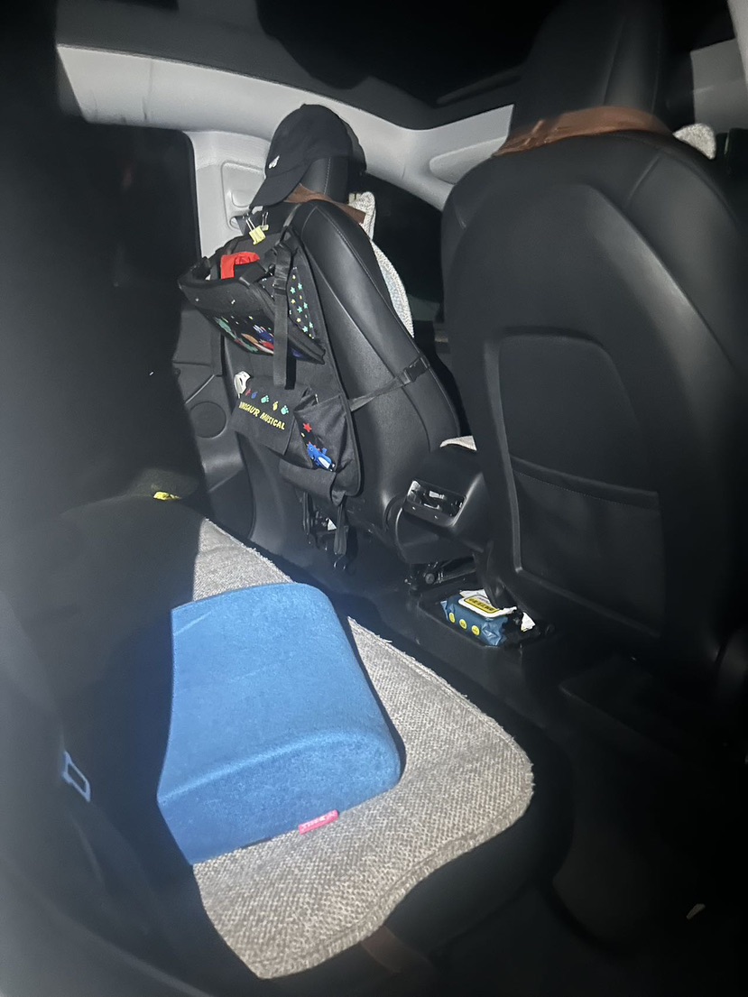 Tesla Model Y 2022 #3 Tesla Model Y 2022 car image #3