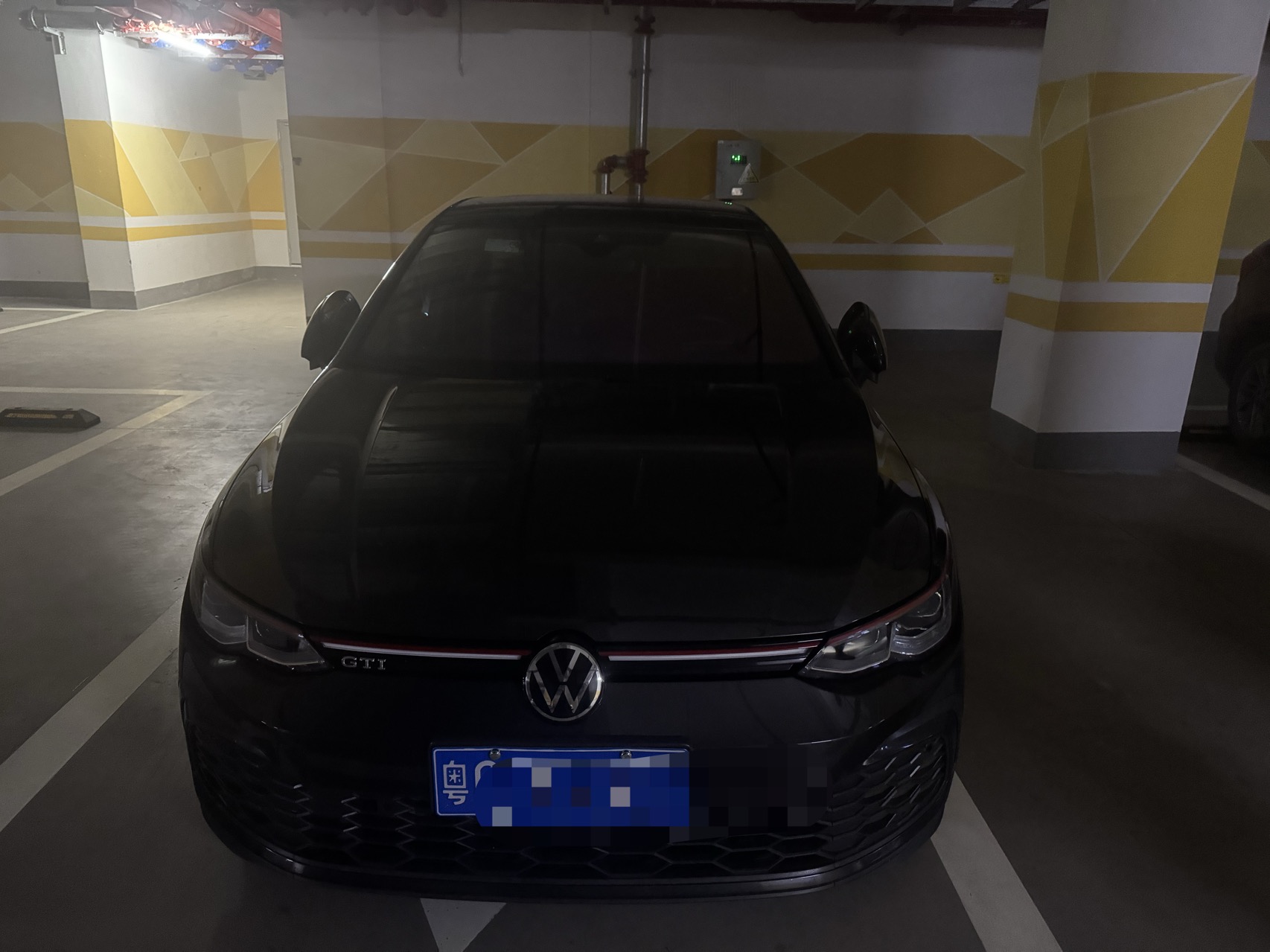 Volkswagen GolfGTI 2023 immagine di auto #5
