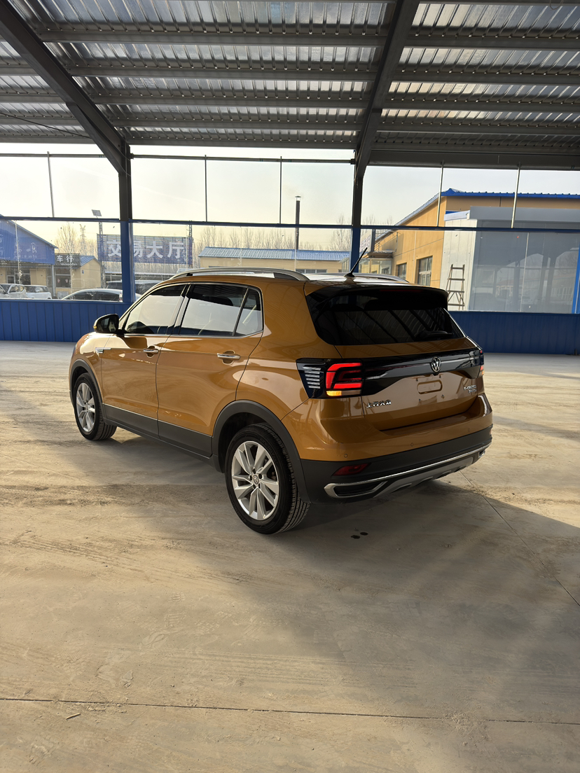 Volkswagen T-Cross 2020 #4 Volkswagen T-Cross 2020 car image #4