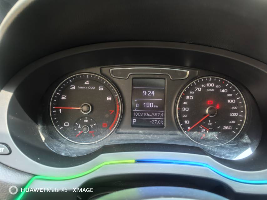 Audi Q3 2018 immagine di auto #4