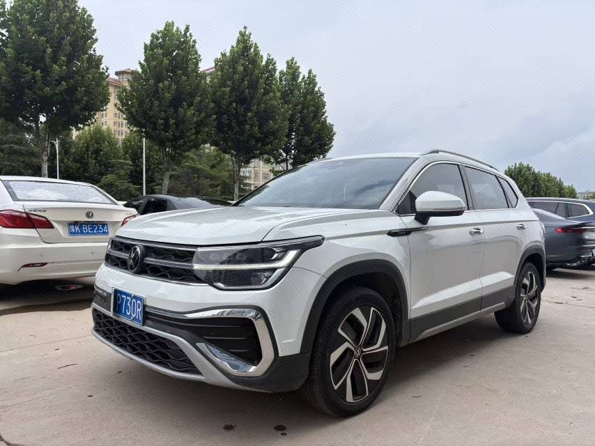 2024 2024 immagine di auto