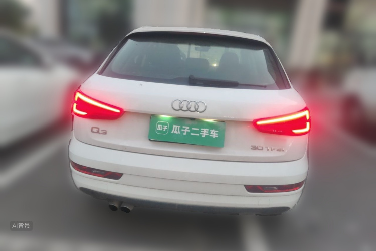 Audi Q3 2017 car image #6
