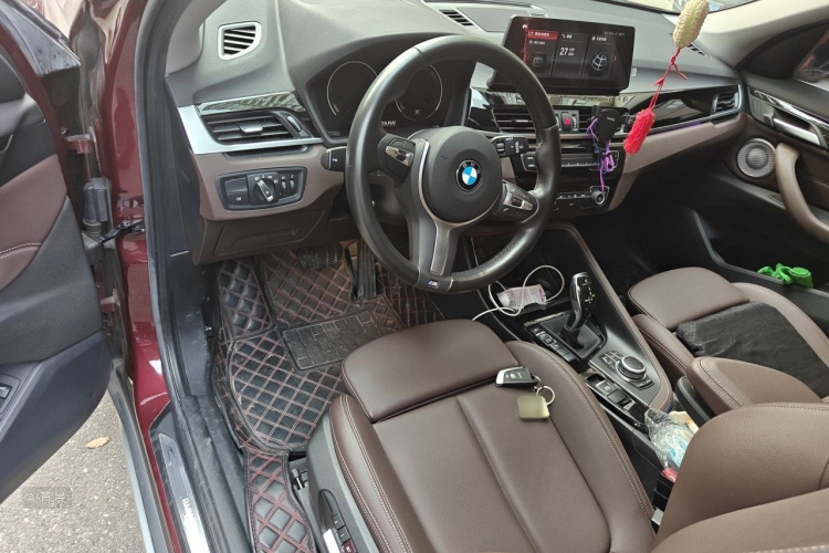 BMW X1 2021 car image #11