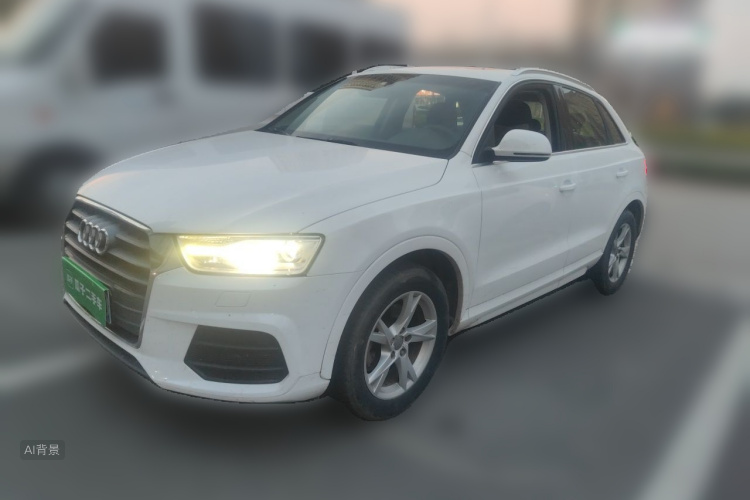 Audi Q3 2017 car image #2