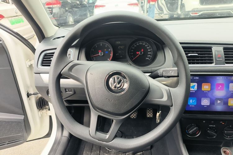 Volkswagen Lavida 2016 car image #11