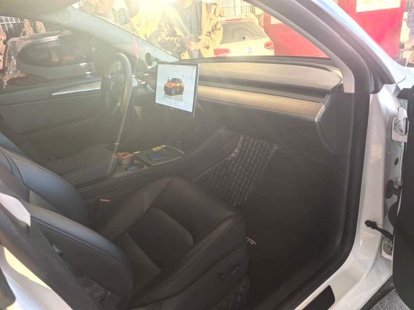 Tesla Model Y 2022 #6 Tesla Model Y 2022 car image #6