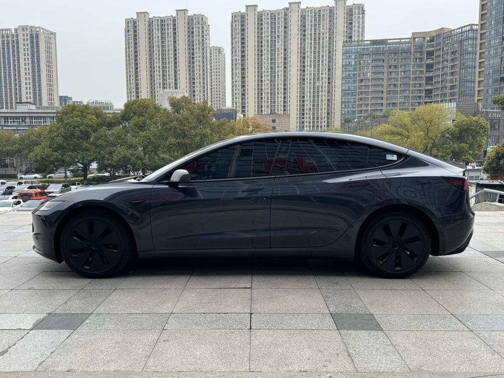 Tesla Model 3 2024 #4 Tesla Model 3 2024 car image #4