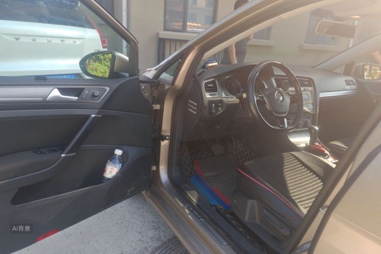 Volkswagen Golf 2016 car image #18