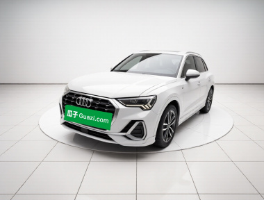 Audi Q3 2021 car image 