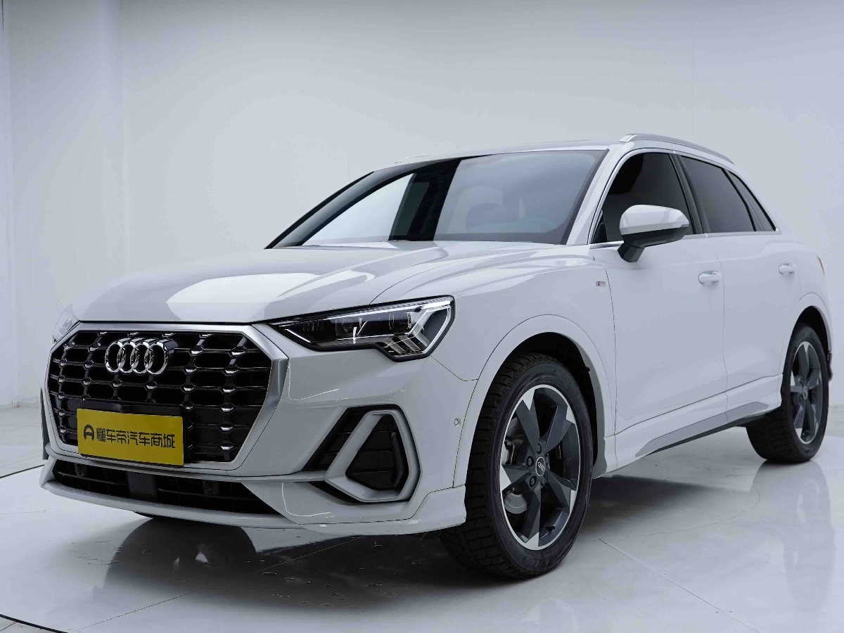 Audi Q3 2022 Audi Q3 2022 car image
